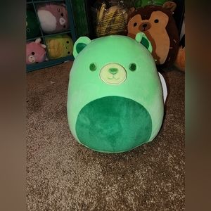 7" Gobo the gummy bear squishmallow